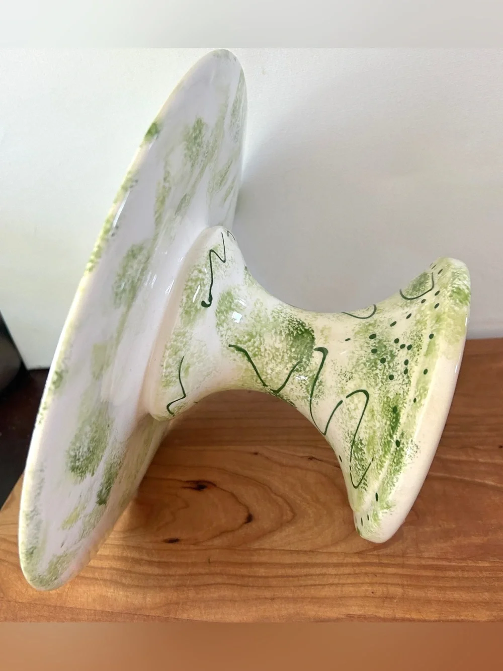 Hand Painted Ceramic Pedestal Cake Stand Vining Green Leaves on Yellow VTG 99’